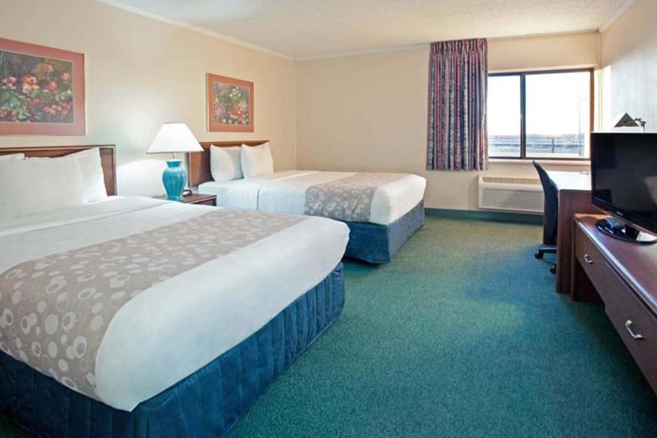 La Quinta Inn By Wyndham Indianapolis East-Post Drive Экстерьер фото
