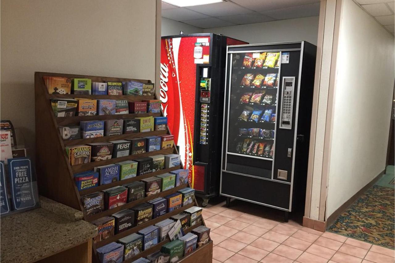 La Quinta Inn By Wyndham Indianapolis East-Post Drive Экстерьер фото