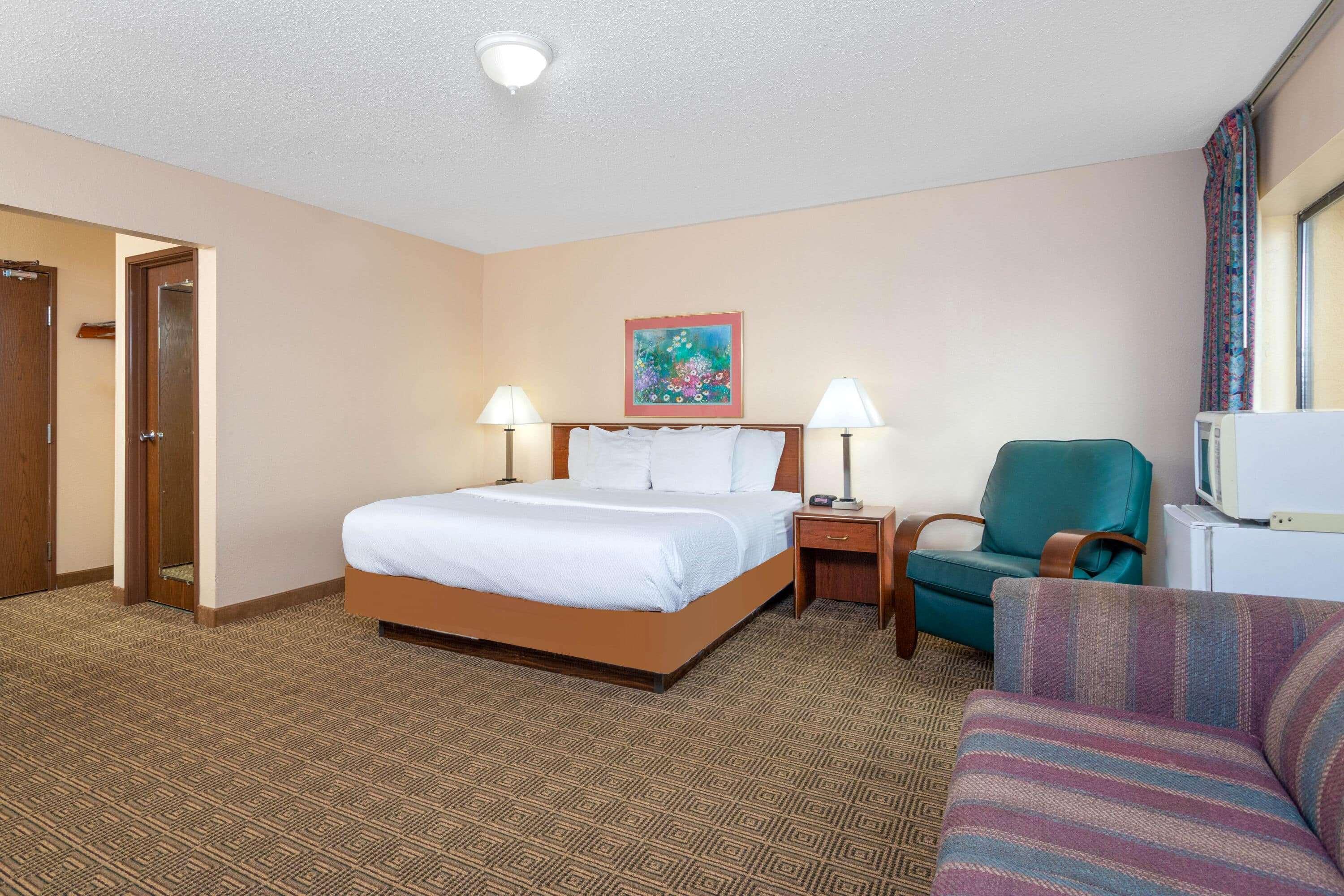 La Quinta Inn By Wyndham Indianapolis East-Post Drive Экстерьер фото